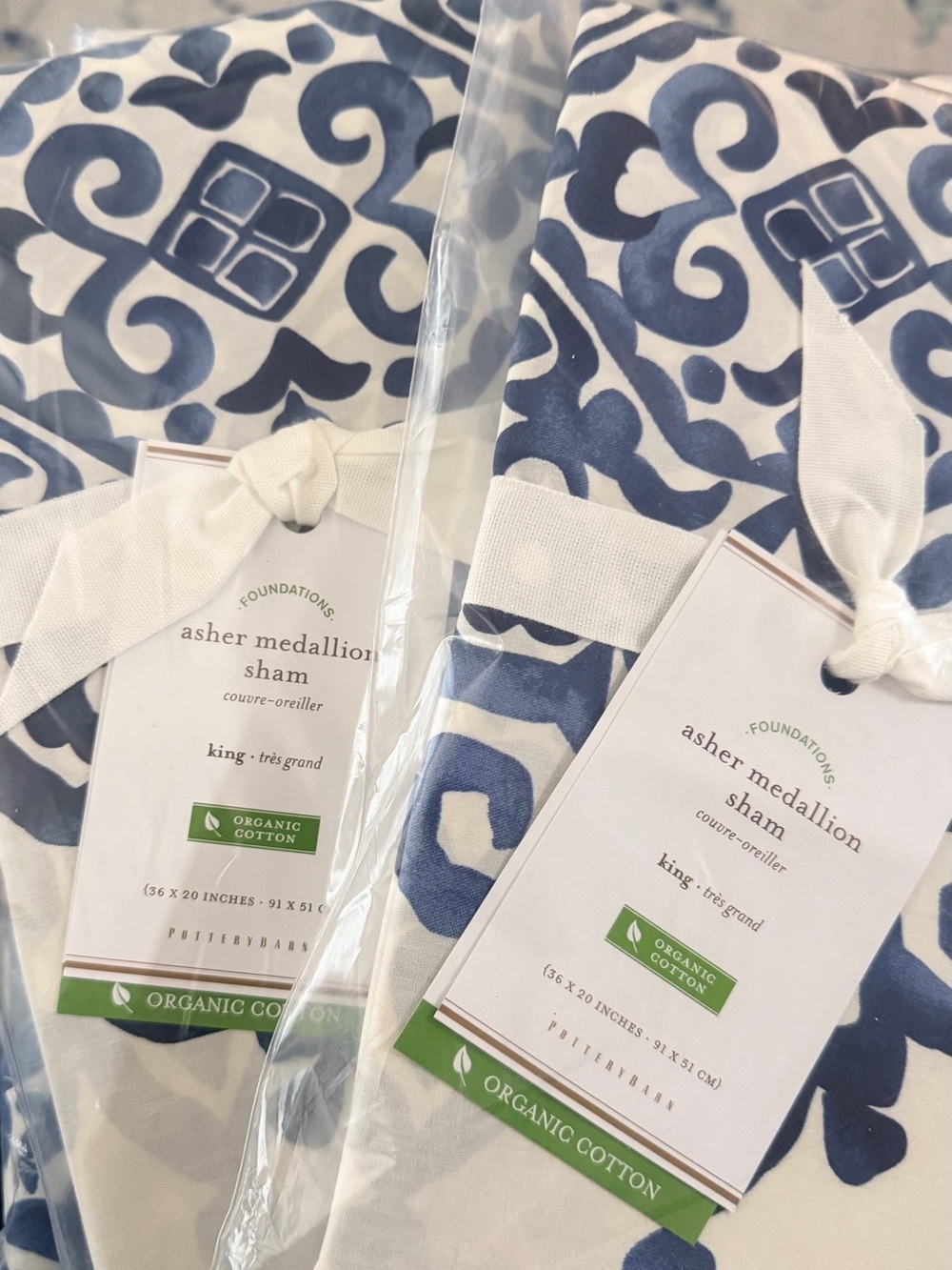 Pottery Barn Asher Medallion Duvet Cover in Blue and White - Picture 3 of 4